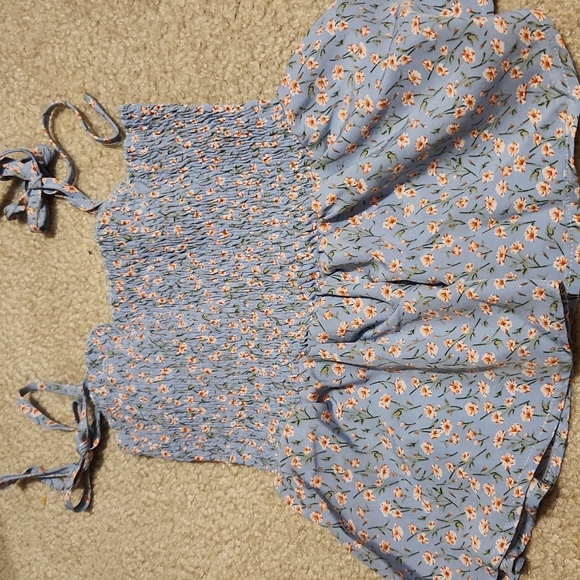 SHEIN Tops - Shein Top Womens Size Xs Floral Ruffel  crop ruffel top Blue Pink